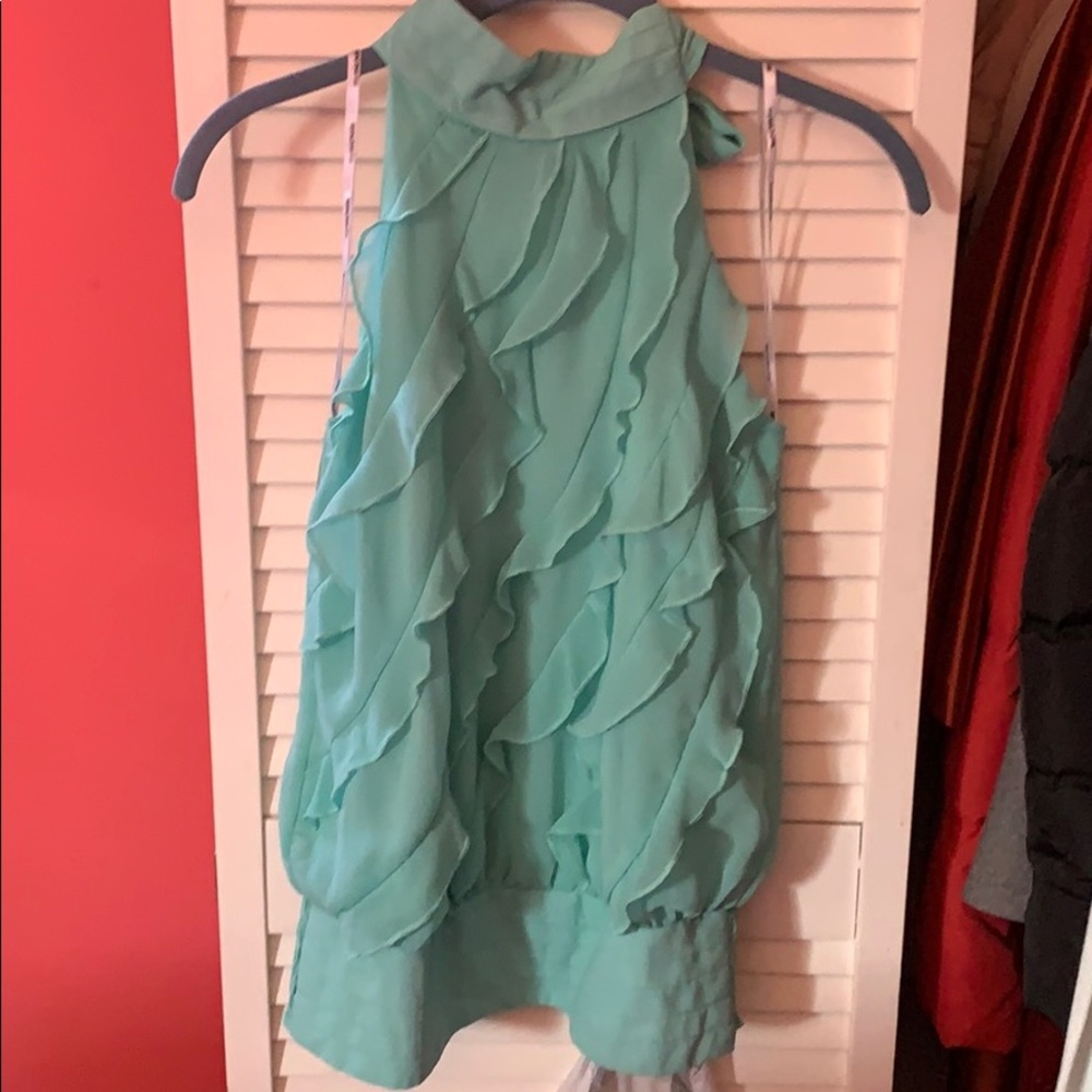 Sleeveless top